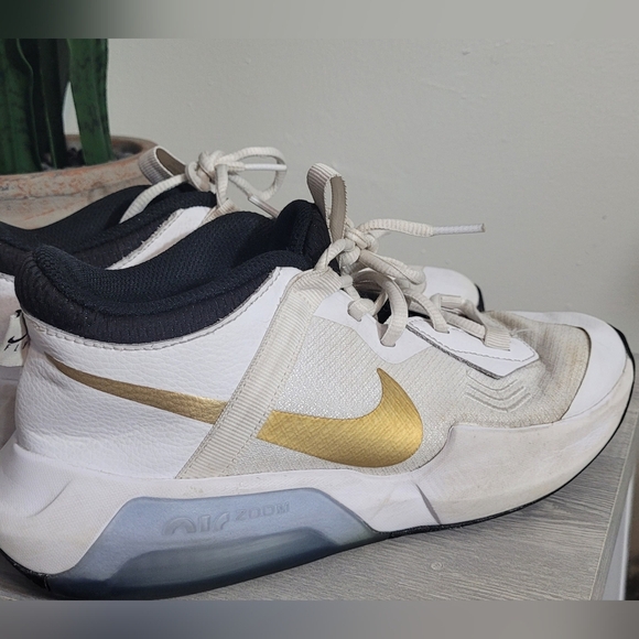 Kids Nike zoom crossover basketball shoes, unisex 6Y Big Boy - Picture 3 of 7